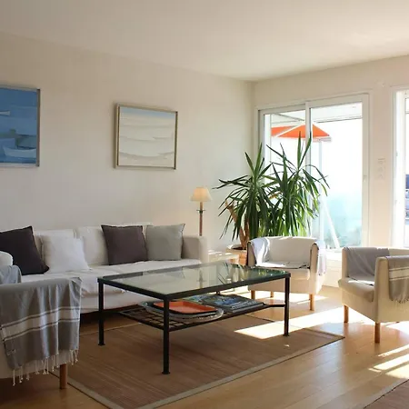 5 Pieces 8 Pers. Avec Terrasse Et Parking A La Baule - Fr-1-245-212 Apartment *