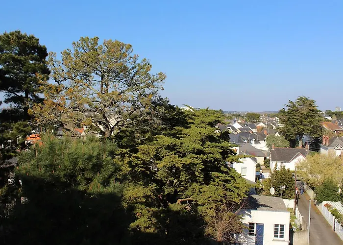 Apartamento 5 Pièces 8 Pers. Avec Terrasse Et Parking à La Baule - Fr-1-245-212 *