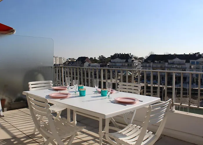 5 Pièces 8 Pers. Avec Terrasse Et Parking à La Baule - Fr-1-245-212 Le Pouliguen